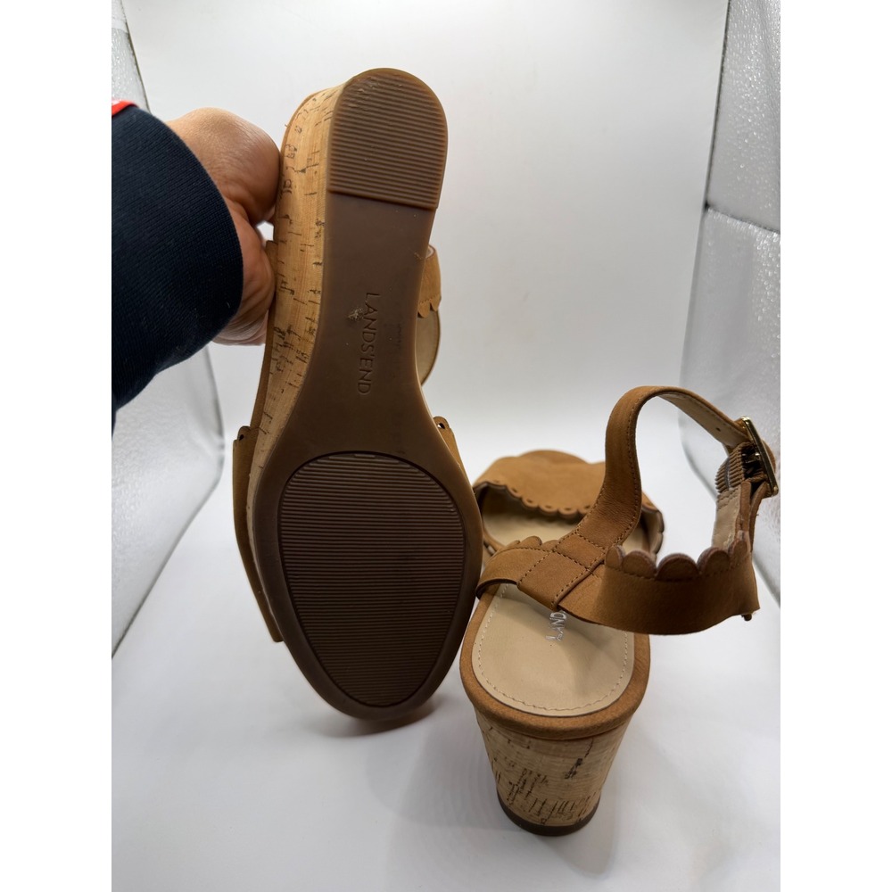 Lands End Womens Scalloped Cork Wedge Sandals Tan Brown Size 6B 495781 - Picture 4 of 6